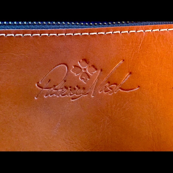 NWOT, Patricia Nash Wristlet ECWOT - Picture 2 of 10